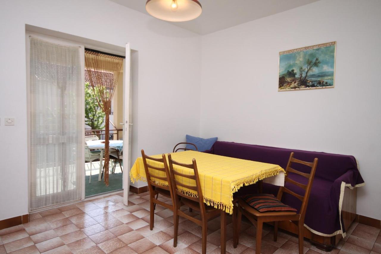Apartments With A Parking Space Srima - Vodice, Vodice - 6099 Εξωτερικό φωτογραφία